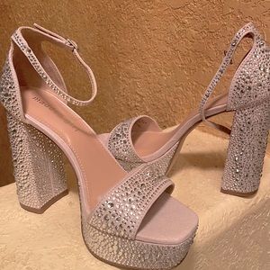 Madden Girl Platforms